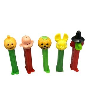 Lot of Broken Vintage PEZ Dispensers Halloween Characters – For Crafts / Parts